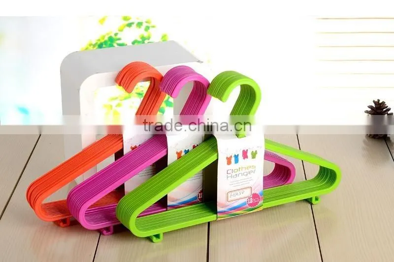 colorful plastic clothes hanger/pp cloth hanger