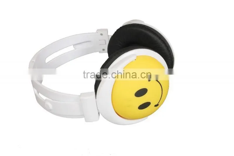 2016 Best selling Smiling face headphones