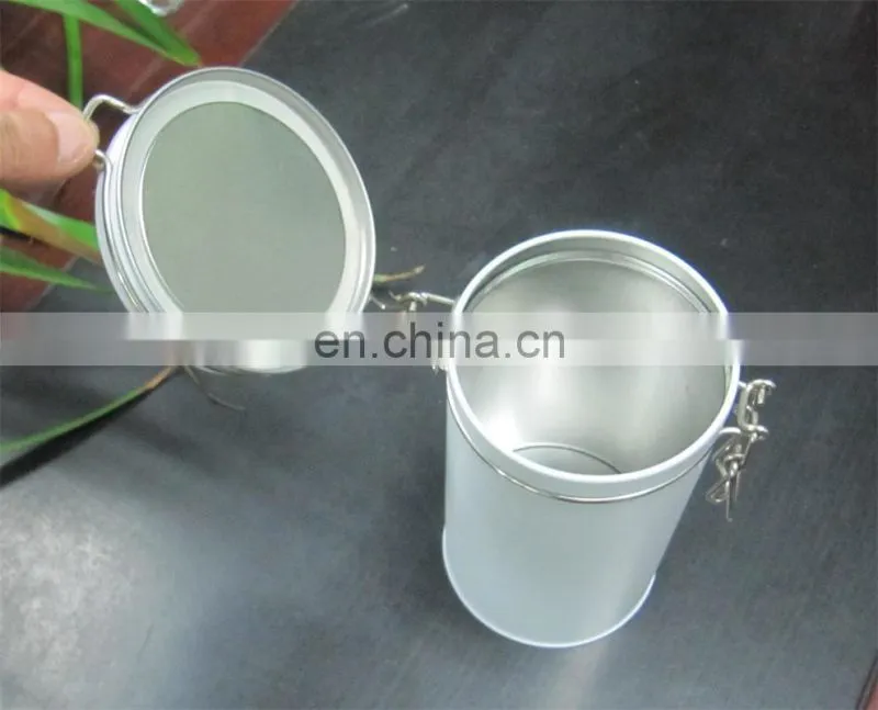 Fashion round tinl canister with metal clip closure