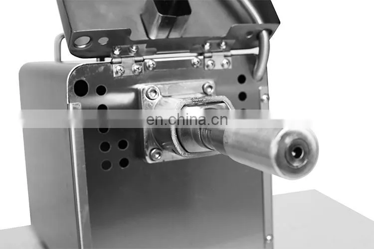 screw oil squeezer for sale/cold press oil machine/organic olive oil press machine