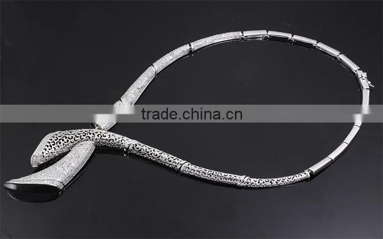 Newest Design Ladies Cubic Zirconia Pendant Classic Banquet Dressed Jewelry Set
