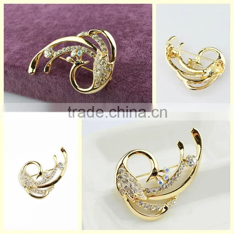 2014 elegant wedding gold peacock rhinestone brooch wholesale