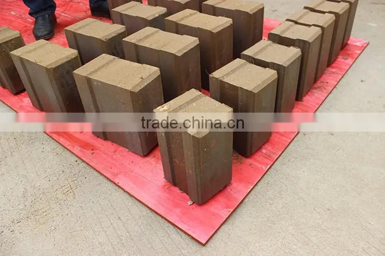 WT2-20M diesel engine mud brick making machine with hopper and mixer