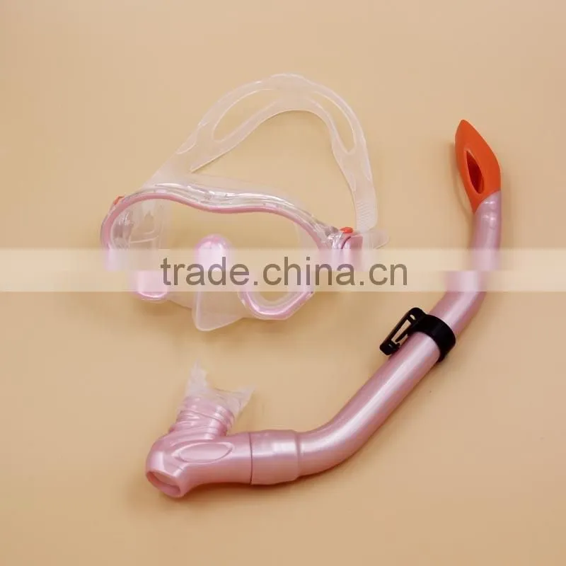 Pink Fashionalable PVC window China all silicone diving mask shatter proof glass marks