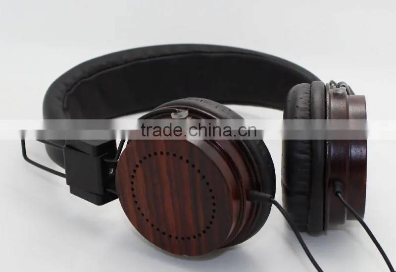 New ! wood headphones custom logo over ear high quality with good sound headset