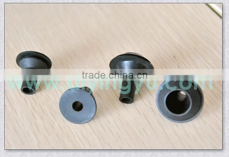 High quality dustproof auto rubber wire harness protector/auto rubber parts by China factory