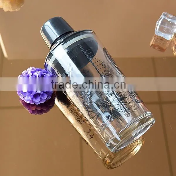 Barware glass cocktail shaker with plastic lid