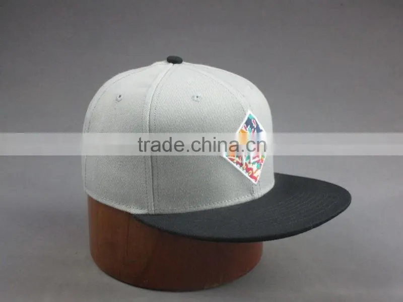 2016 popular fabric with 100% ployester snapback cap