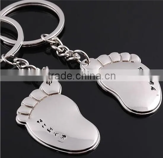 Bulk custom engraved metal foot shaped keychain