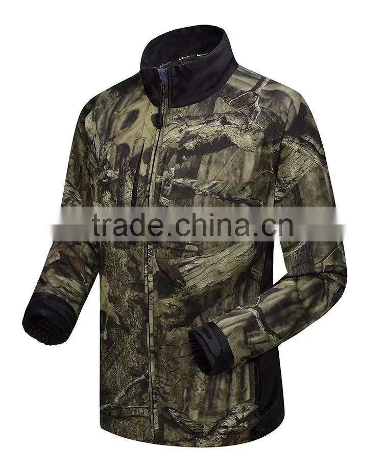 High quality warm soft shell windbreaker hunting clothes