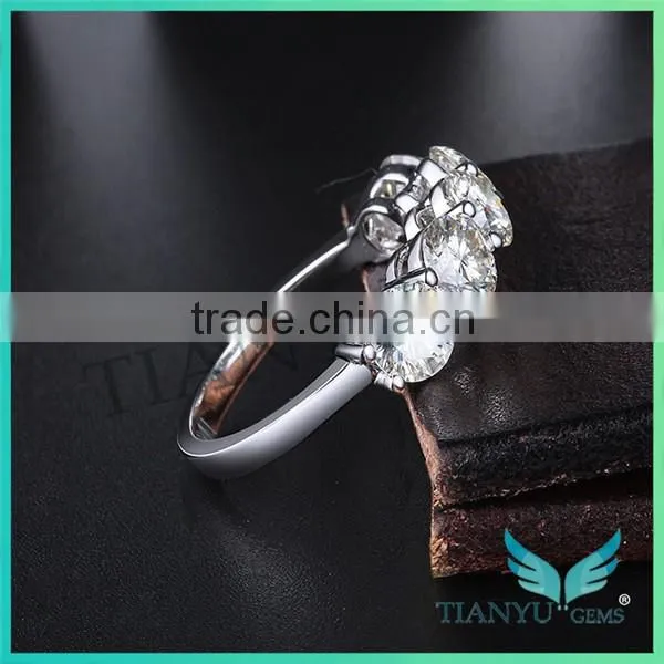 New Style Fashion Artificial diamond jewellery 925 Sterling Sliver Wedding Rings Round Cut Moissanite Gems for Rings Price