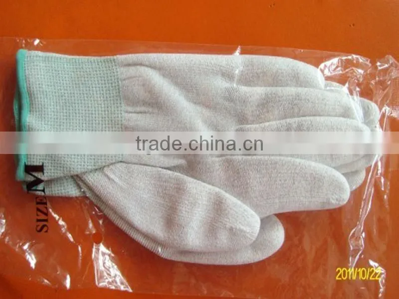 White nylon gloves with polyurethane