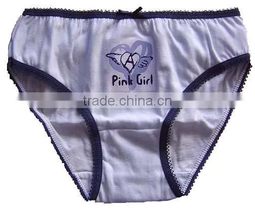 girls briefs with pattern
