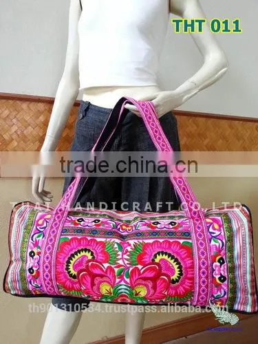 Thai Embroidered HMONG Hill Tribe Travel Bag THT 011