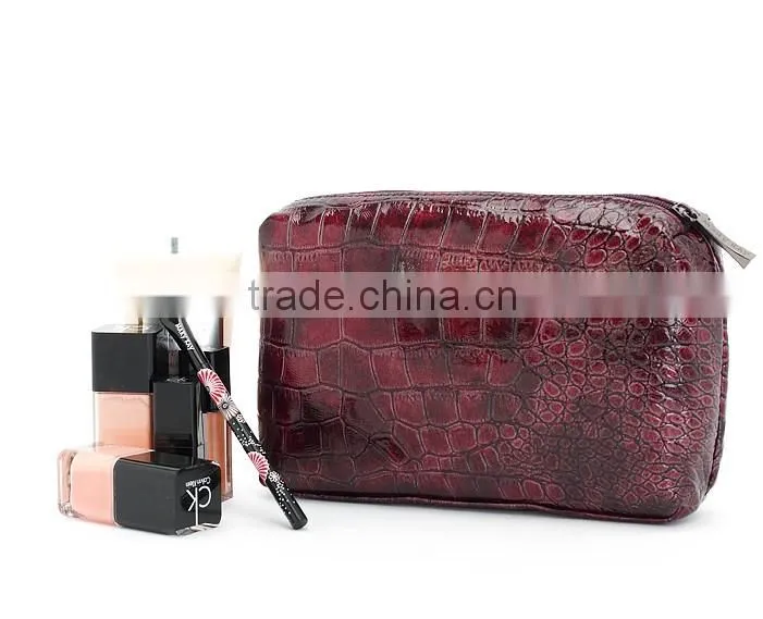 Square garnet-red alligator pattern PU cosmetic bag with compartments