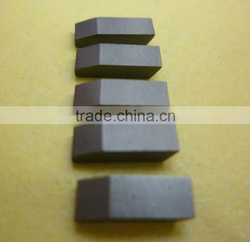 tungsten carbide saw tips brazed in Carbide circular saw blade for wood working