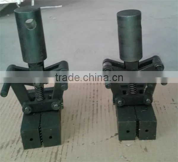 ELECTRONIC UNIVERSAL TESTING MACHINE FOR PLASTIC