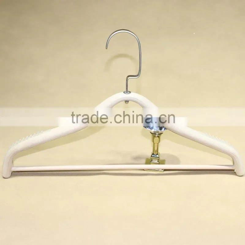 Anti slip Natural bamboo suit hanger for clothes display