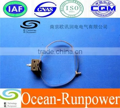 Down lead clamp