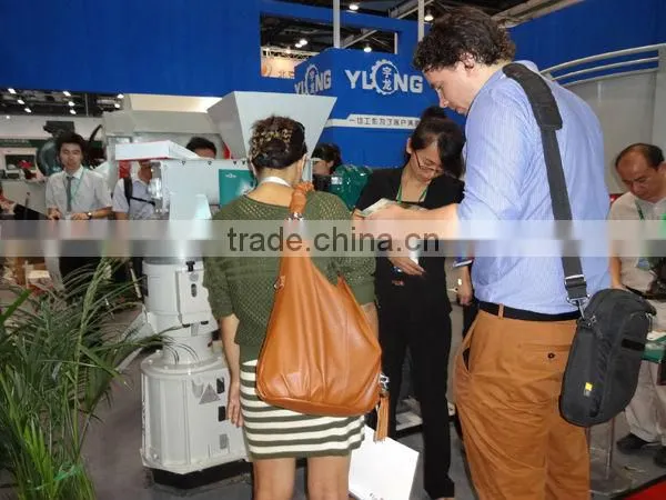 200-300kg/h small pellet mill/pellet making machine