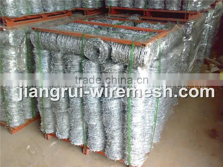 hot dipped galvanized and PVC coated Barbed wire