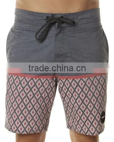 Elastic Board Shorts Roe Yong Man