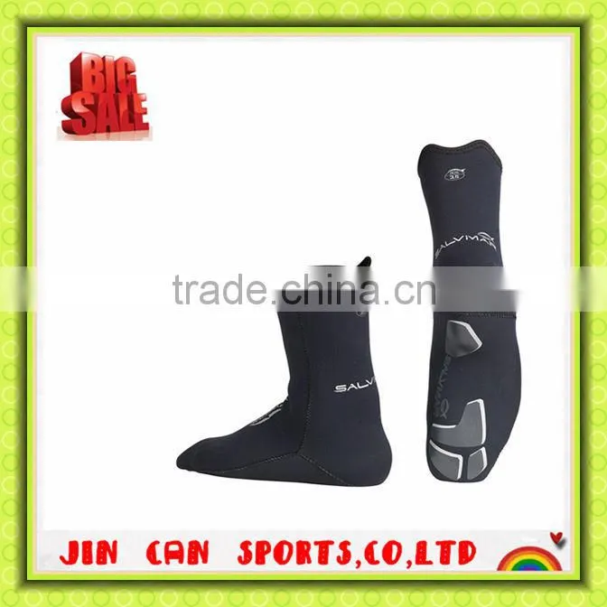 New style top quality nice design neoprene socks making