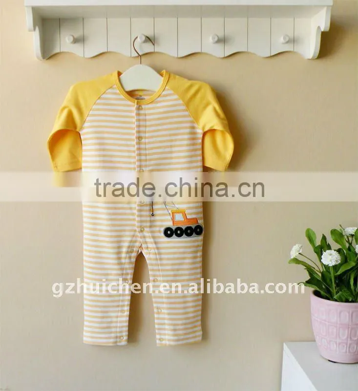 mom and bab 2012 baby clothes 100% cotton embroider sleep suit