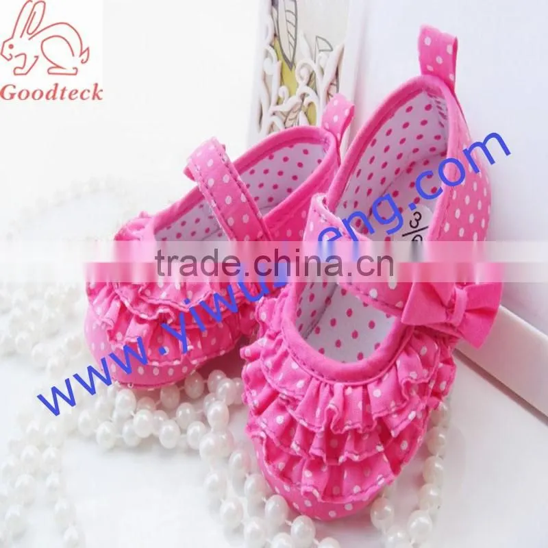 Mei red dot ruffled princess shoes three layers