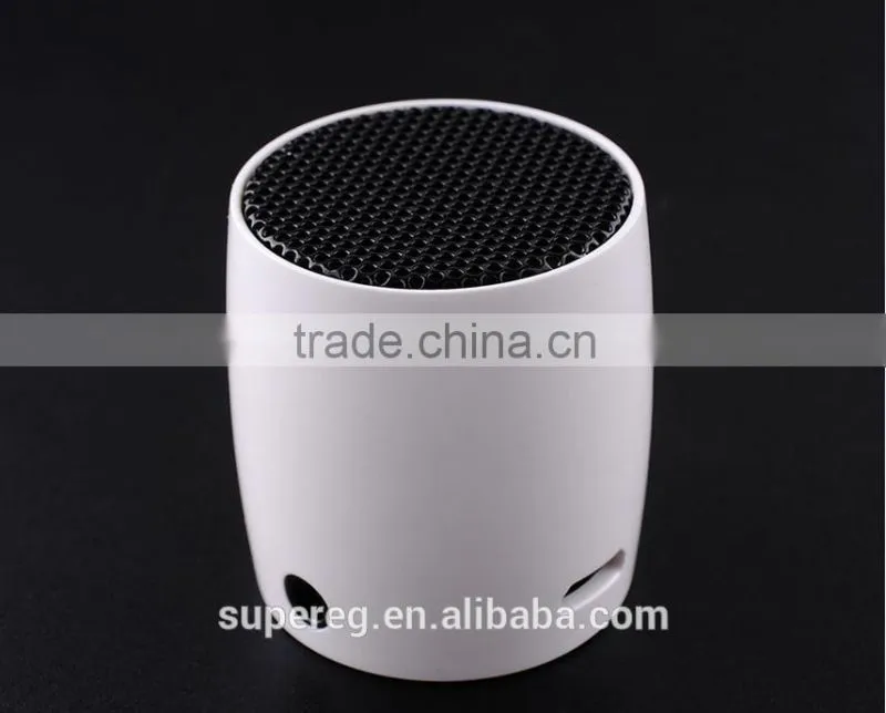 3-Color high-quality Mini Portable Rechargeable Bluetooth Keychain Speaker for iPhone iPad iPod MP3