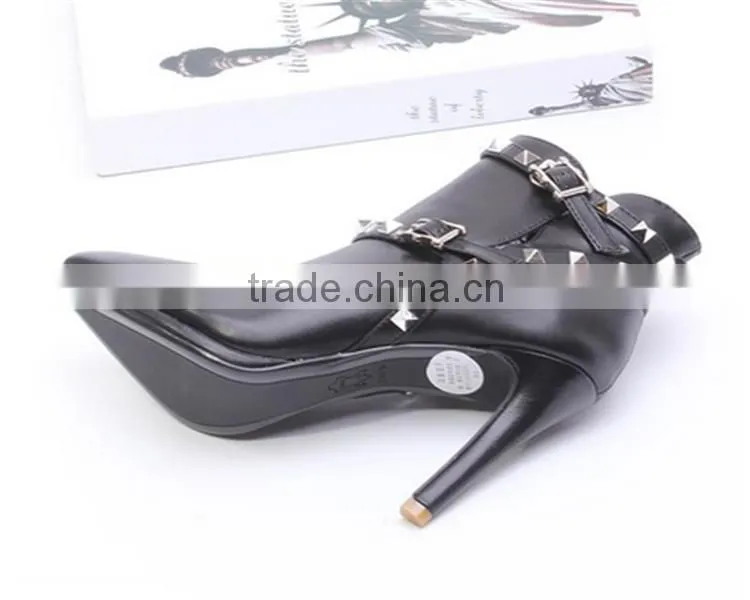white boots leather upper rubber bottom boots durable cheap rubber boots