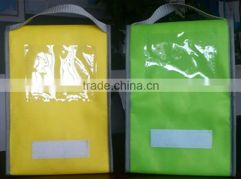 Folding Cooler Bag used for dinner and hamburger packing