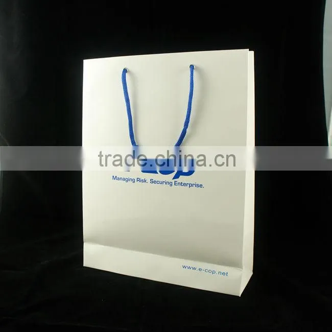 white custom logo promotion paper bag with metallic corns