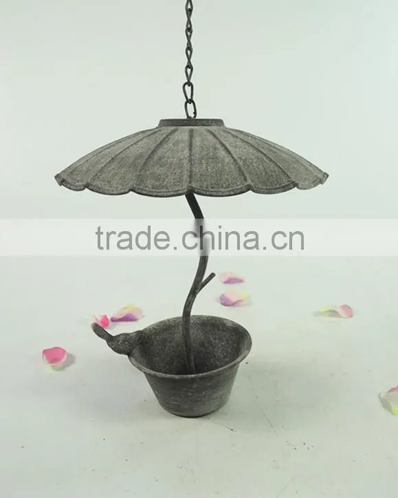 14B649F Antique decorative umbrella design hanging metal water pot for birds,wholesale birds and finches feeder