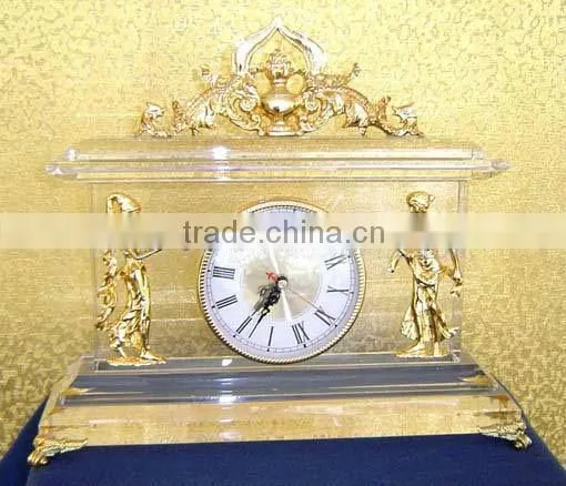 2016 fashionable lovely beautiful crystal clock