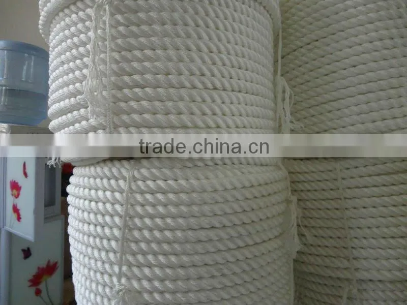 3 strand playground climbing rope