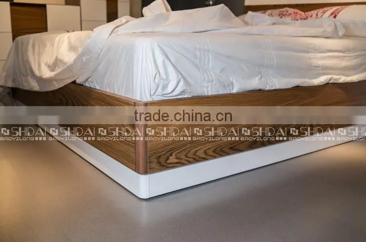 Modern Walnut and White Finished Bedroom Set Contemporary(QUEEN) B-818