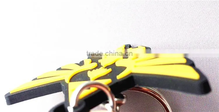 2016 custom low price plastic keychain 3d soft pvc keychain