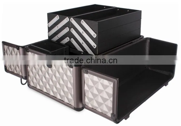 Diamond Textured Pattern 6 Extendable Trays Aluminum Professional Makeup Artist Cosmetic Storage Carrying Travel Train Case