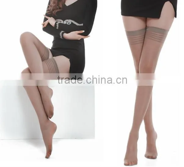 Lady Sexy Knee-high Black silk Socks with lace