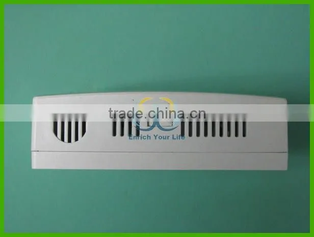 Labortory temperature and humidity data logger with alarm function