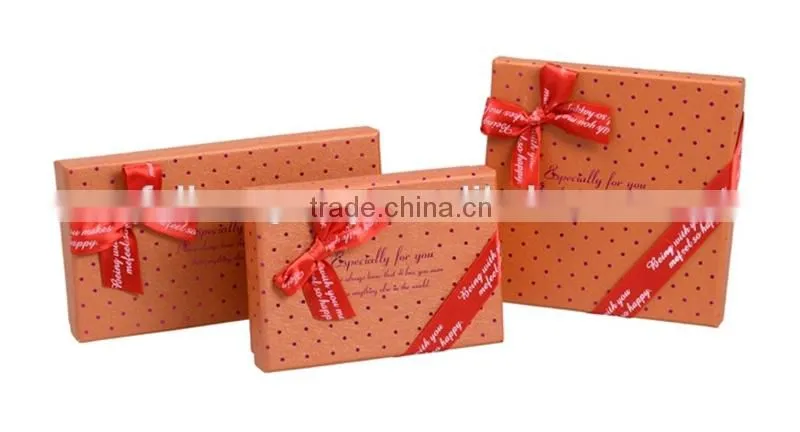 Wholesale Customized Logo Ribbon Packing carton box for sweet