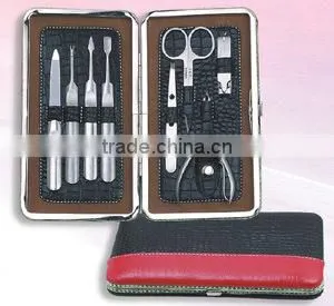 MRT-060 8pcs PU bag stainless steel manicure set in fashion case