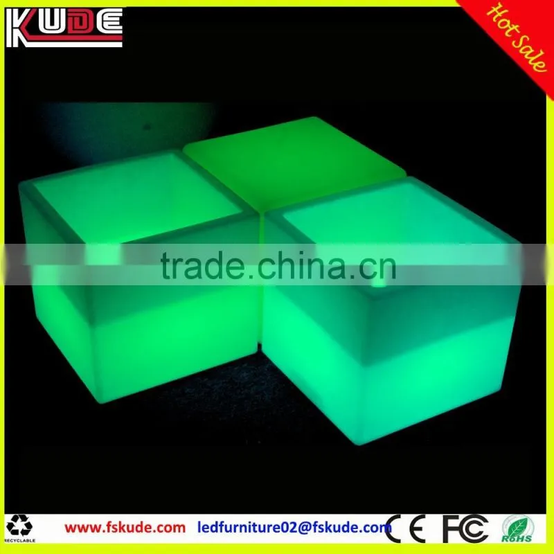 rechargeable light up plastic cube ice bucket with LED rgb lamp