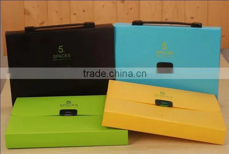Modern vertical expanding file folder