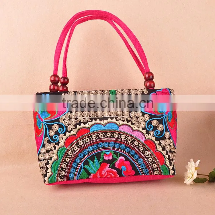 Cheap samll handbag made in China fashion woman ethnic embroidery handbag for wholesale