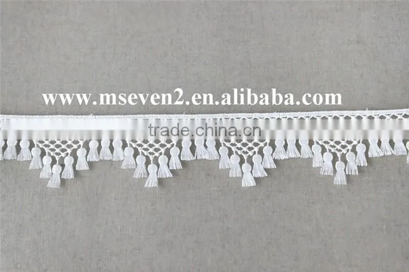 perfect style tassel lace trim 100% polyester embroidery triangle shaped lace in white for garment