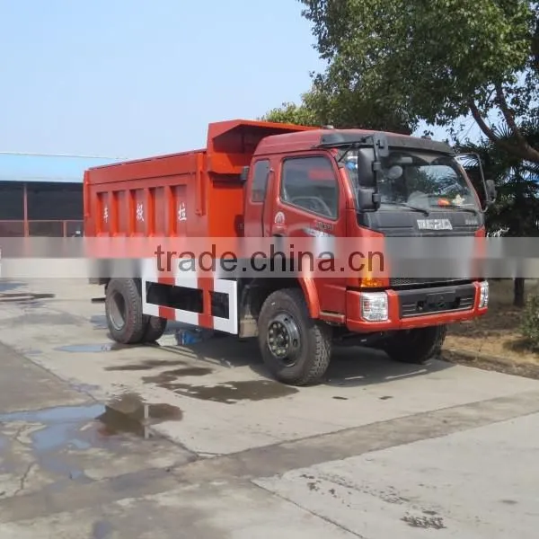 130hp Dongfeng New design 4*2 Sealed Dump Refuse Truck 6 m3