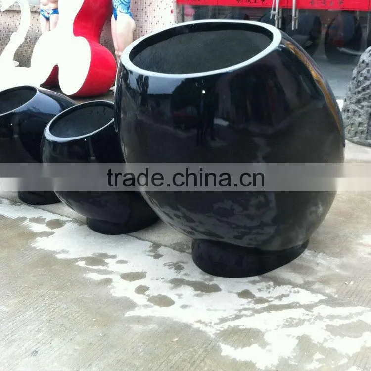 Big flower pot
