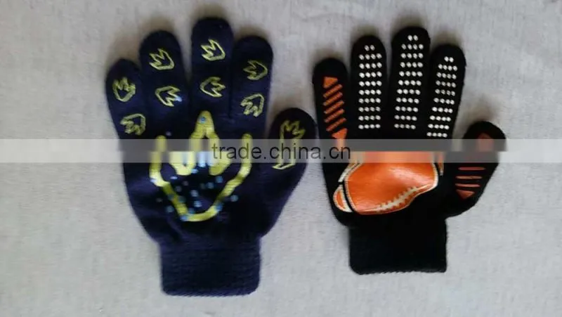 Good quality knitted magic glove